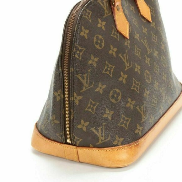 Louis Vuitton Alma PM in Monogram Canvas - Picture 4 of 12